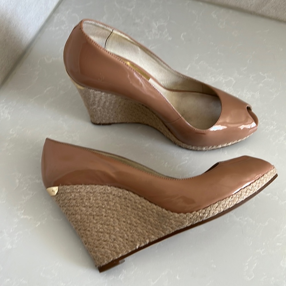 Michael Kors beige wedges size 11